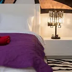 Pop Art Flat Near Opera-self Check-in & Netflix 아파트
