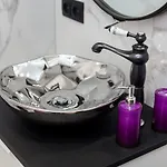 Апартаменты Pop Art Flat Near Opera-self Check-in & Netflix