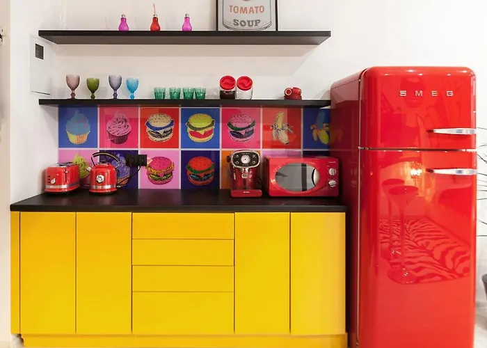 Pop Art Flat Near Opera-self Check-in & Netflix 아파트