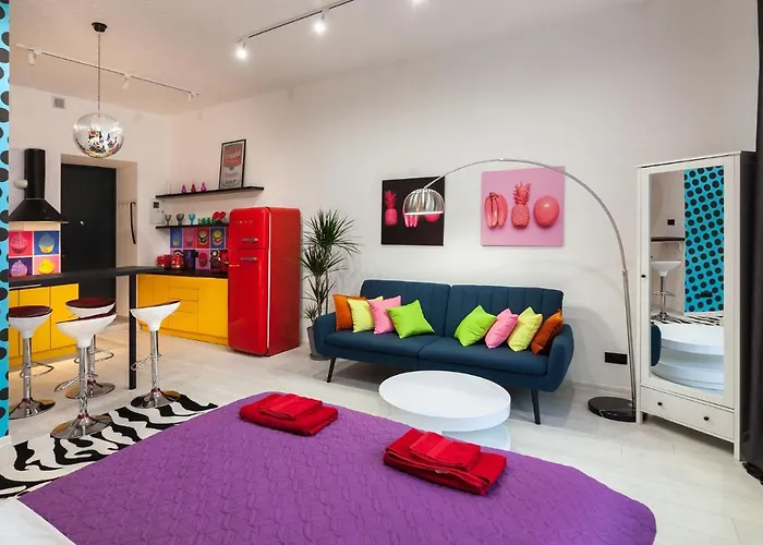 Pop Art Flat Near Opera-self Check-in & Netflix * إلفيف