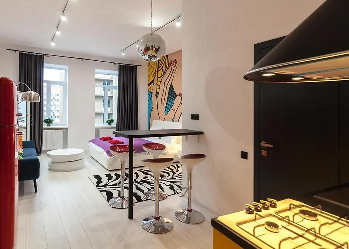 아파트 Pop Art Flat Near Opera-self Check-in & Netflix